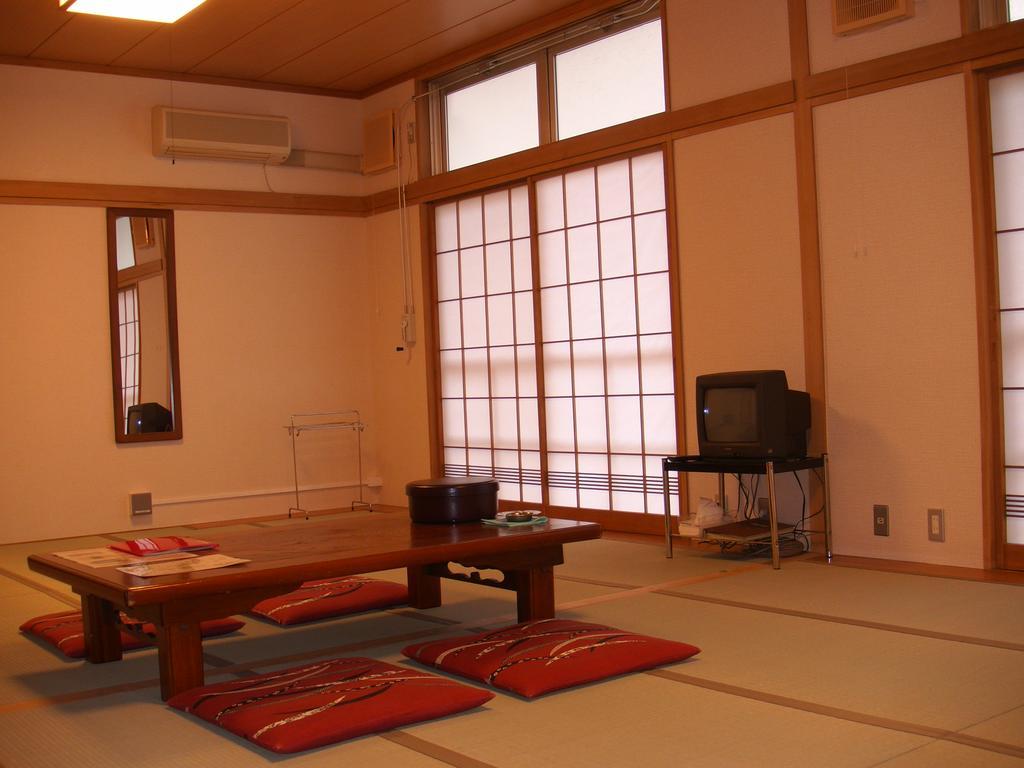 Jyuen Hotel Yamanashi  Exterior photo